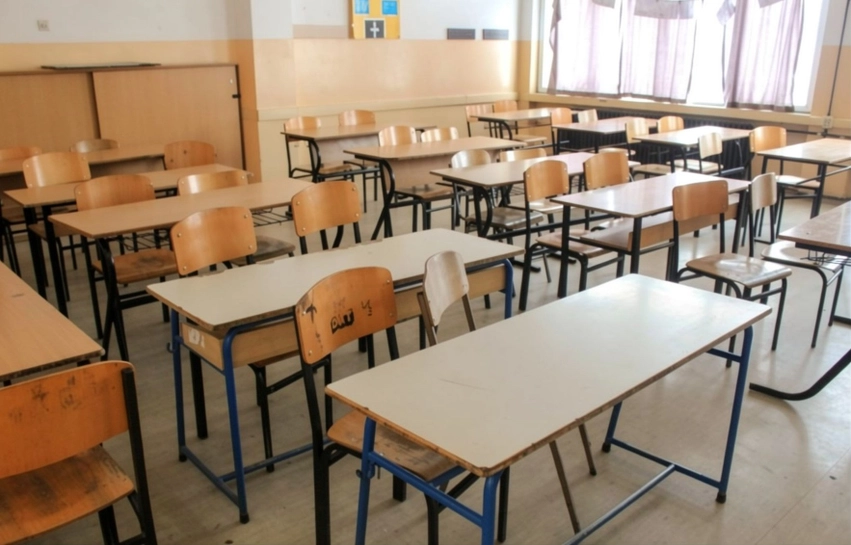 Shkollat e Prishtinës udhëzohen t’ia kushtojnë orën e parë katërshes së UÇK-së