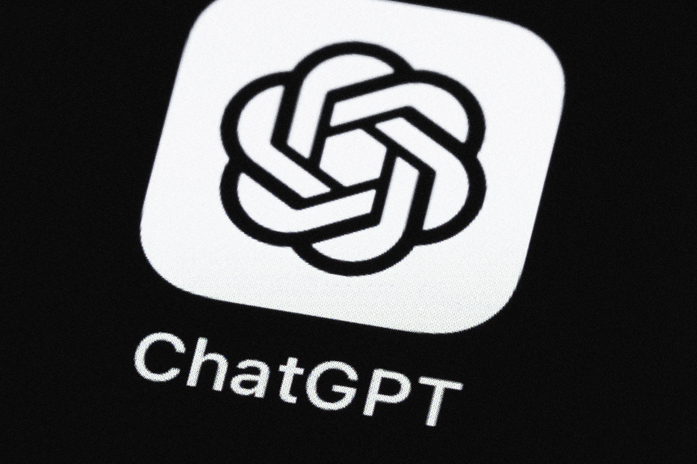 Këto janë të dhënat që nuk duhet t’ia jepni ChatGPT-së