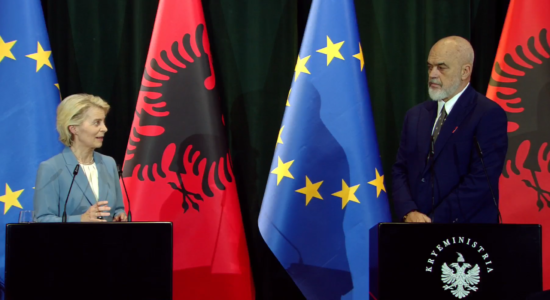 Shefja e BE-së në konak të shqiptarëve: Rama po punon fort për ëndrrën evropiane