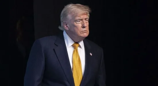Trump paralajmëron se ka hyrë në “fazën e vendimmarrjes” për Iranin, thotë se priten “gjëra të mëdha”