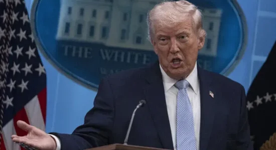 Trump: Lufta me Iranin “do të përfundojë menjëherë” pas zgjedhjeve të mesmandatit në SHBA