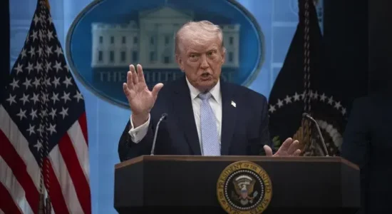 Trump: Irani ka kontaktuar drejtpërdrejt me Washingtonin dhe kërkon marrëveshje