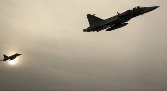 Alarm në Estoni! Dronë hyjnë në hapësirën ajrore të vendit, NATO ngre avionët luftarakë