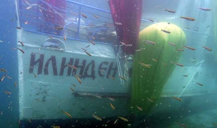 Shtatëmbëdhjetë vite nga fatkeqësia me anije në Liqenin e Ohrit