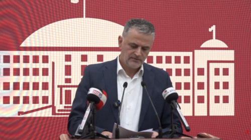 (VIDEO) Incidenti me Stoilkoviqin, deputeti Hasani: VLENI “ciu” nuk guxon të bëjë në qeveri