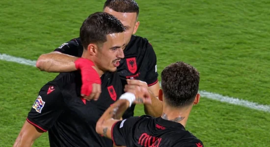 Tri gola për tre pikë, Shqipëria bindëse ndaj San Marinos