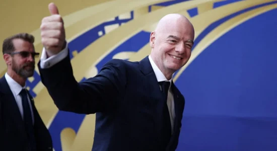 FIFA akuzon UEFA-n për “fushatë shpifëse” kundër Infantinos