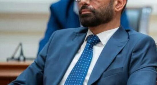 Ministri Shasivari reagon ndaj kritikave: “Mos më atribuoni diçka që nuk e kam thënë”