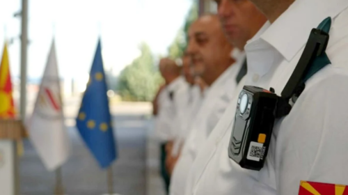 Kujdes se si silleni në kufij! Doganierët në “Bllacë”, “Qafë Thanë” dhe “Tabanocë” do kenë kamera në uniforma