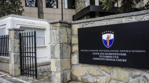 Kushtetuesja vendos për ankesat e PDK-së: Kuvendi u konstituua, formimi i Qeverisë s’është antikushtetues