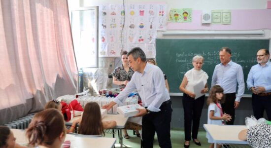 Mexhiti: Brenda nje viti kemi rinovuar 60% te inventarit ne shkollat fillore te Çairit