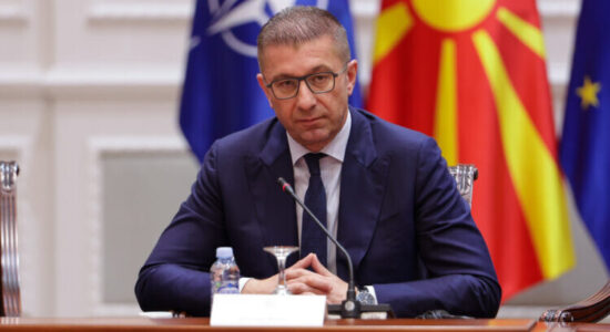 Mickoski: BE-ja të ndërhyjë në mosmarrëveshjen me Bullgarinë