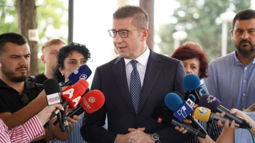 Mickoski: Në dy vite e gjysëm qeverisje, investimet e huaja kanë arritur në 1.4 miliardë euro