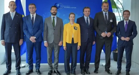 Mickoski zhvillon takime të nivelit të lartë në Nju Jork, në fokus integrimi evropian, bashkëpunimi rajonal dhe siguria