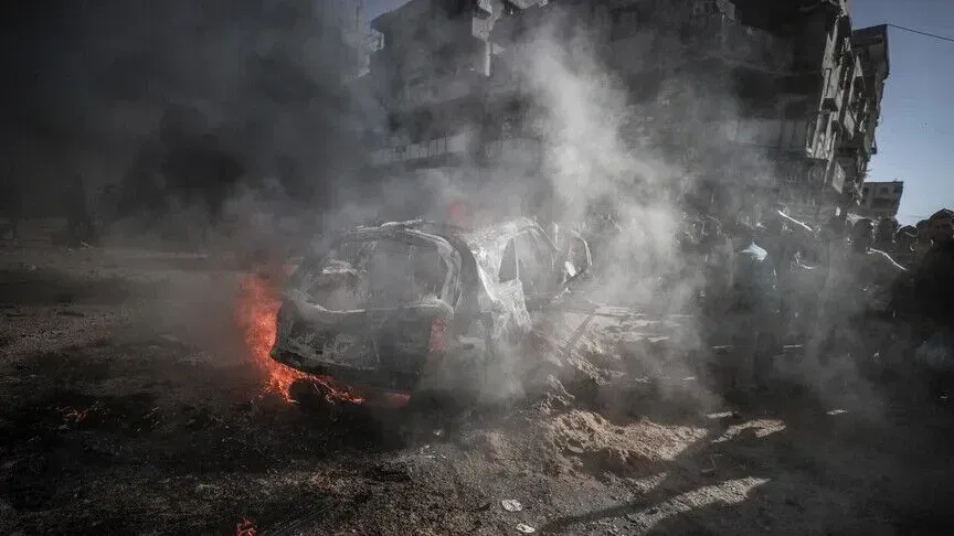Sulmi izraelit me dron vret një palestinez dhe plagos 3 të tjerë në jug të Gazës