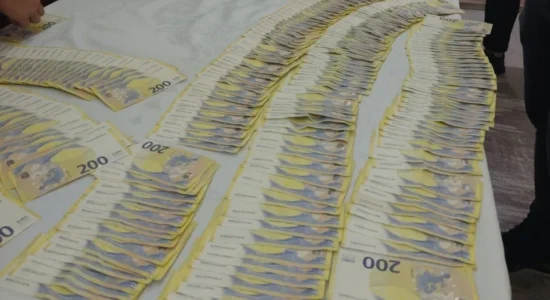 Shpërbëhet një grup kriminal për kontrabandë dhe korrupsion në Maqedoni, ndalohen gjashtë persona dhe sekuestrohen mbi 100.000 euro