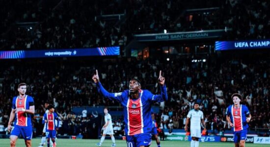 PSG e nis frikshëm Championsin, Liverpool fiton ndaj Atleticos, një gol vendos Napoli-Arsenal