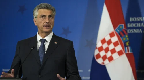 Plenkoviq: Glorifikimi i Mlladiqit moralisht i papranueshëm, Serbia nuk do t’i bashkohet Evropës në këtë mënyrë