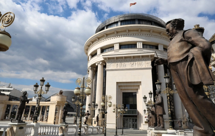 Prokuroria hapi hetim për mashtrim dhe larje të mbi 2,2 milionë eurove përmes raporteve të rrejshme gjatë regjistrimit të automjeteve