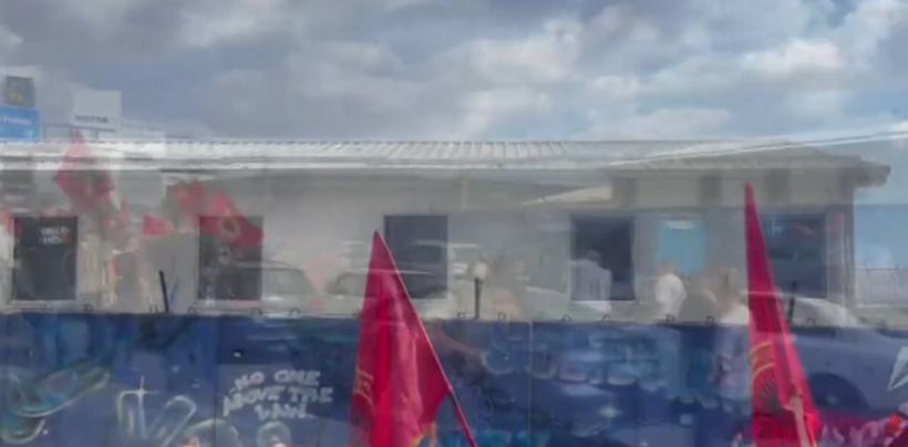 (VIDEO) Revoltohen qytetarët, gurë kundër EULEX-it dhe Qeverisë së Kosovës