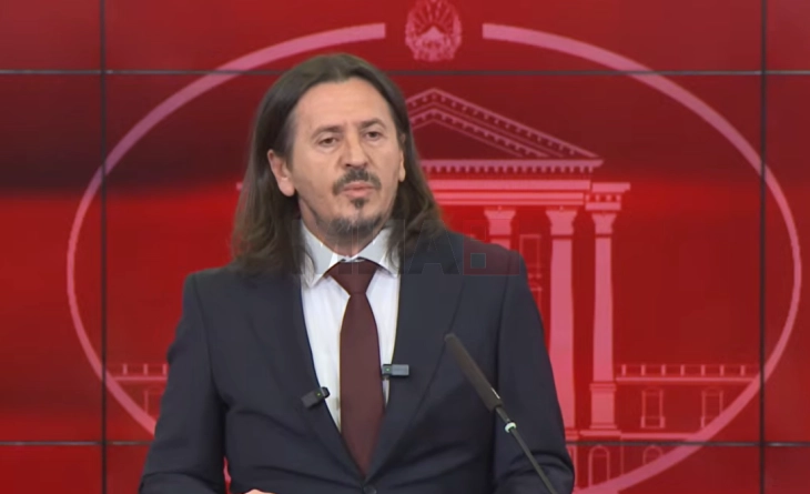 Sulejmani reagon për videoklipin e Don Xhonit në “Makedonium”: Drejtorët duhet të jenë të kujdesshëm
