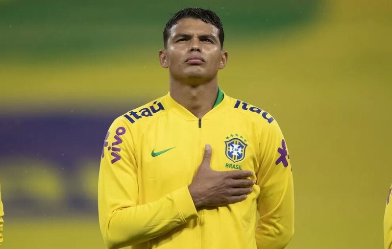 Thiago Silva kundër Ancelotti-t: S’mund t’i heqësh të gjithë menjëherë, qasja europiane nuk funksionon!