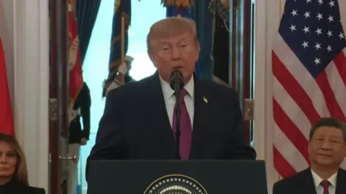 Trump: Vendimet SHBA-Kinë për sigurinë, teknologjinë dhe inteligjencën artificiale mund të sjellin “dekada” paqeje