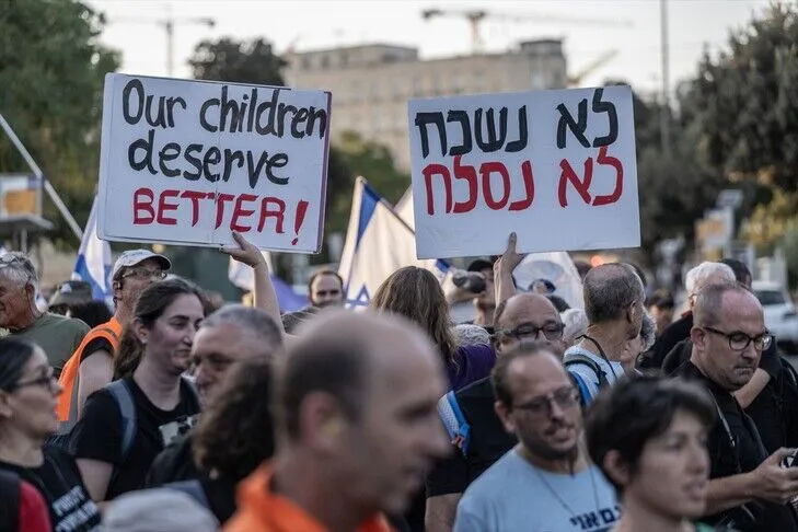 Izraelitët protestojnë kundër Netanyahut: Nuk do ta lejojmë të sabotojë zgjedhjet
