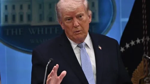 Trump kërcënon Iranin me goditje të re: “Mali i Kazmës mund të goditet shumë shpejt”