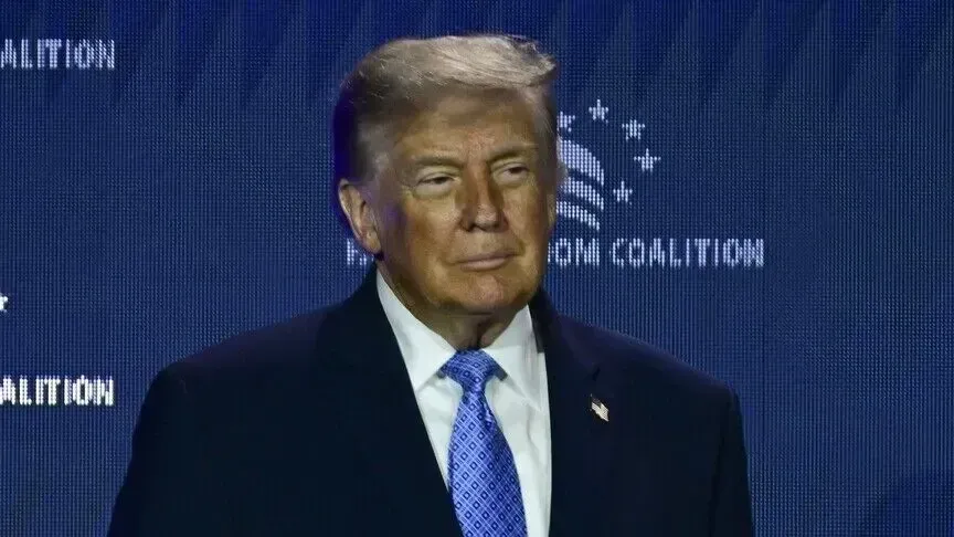 Trump: SHBA-ja do ta quajë Ngushticën e Hormuzit “Ngushtica Trump”