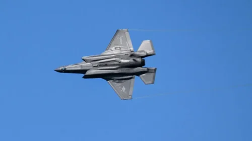 CENTCOM: Forcat amerikane fillojnë goditjet ndaj objektivave të Gardës Revolucionare të Iranit