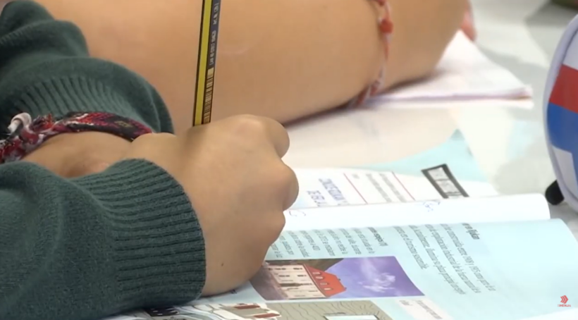 (VIDEO) Pisa 2025 ndez alarmin në RMV, vetëm 1 në 4 nxënës lexon në nivelin bazë