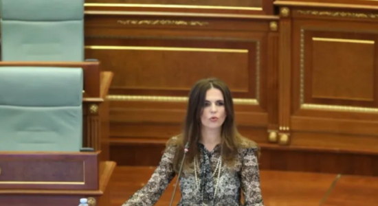Vlora Çitaku votohet për nënkryetare të Kuvendit
