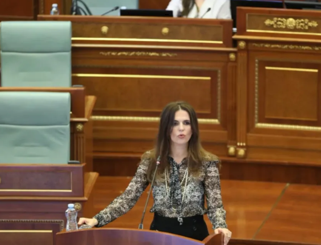 Vlora Çitaku votohet për nënkryetare të Kuvendit