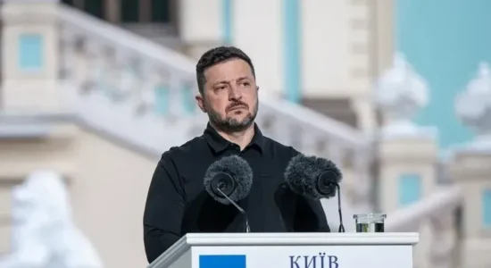 Zelenskyy zyrtarizon sanksionet ndaj 44 personave për zgjedhjet e Dumës Shtetërore të Rusisë