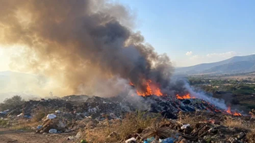 Digjet deponia në fshatin Ednokuqeva, Komuna Bosillovë, tymi ndjehet edhe në rrethinën e Strumicës
