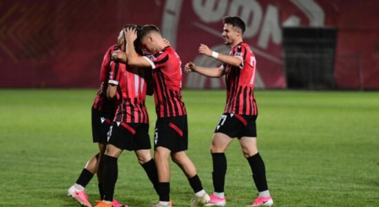 Xhiroja e 12-të në futbollin vendor: Të dielën luhen dy ndeshjet e para