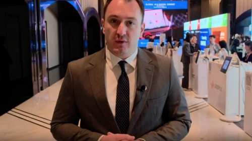 Andonovski: Si shtete duhet të investojmë që ççdo qytetar, çdo biznes i vogël dhe i mesëm të ketë qasje të barabartë deri te mjetet e IA