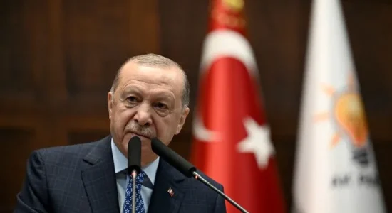 Erdogan: Turqia vazhdon përpjekjet për t’i hapur rrugë paqes në rajone të ndryshme