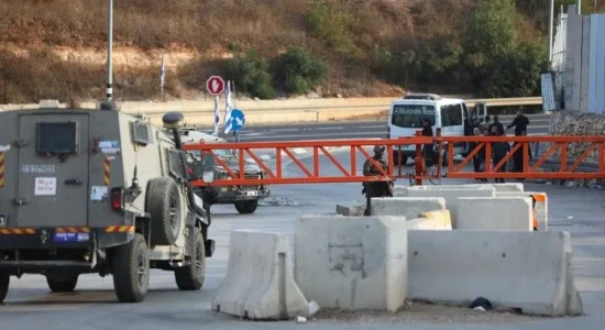 Ushtria izraelite vazhdon rrethimin e Hebronit për të dytën ditë, arreston 19 palestinezë në Bregun Perëndimor