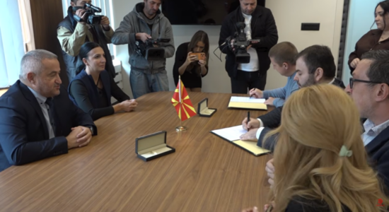 (VIDEO) Lehtësohet marrja e terapisë për sklerozën multiple