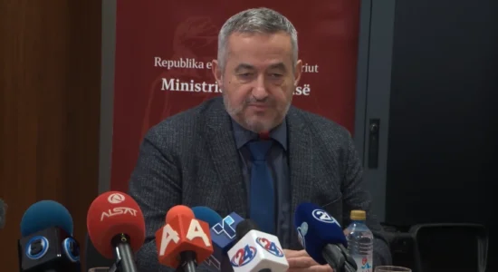 (VIDEO) Klekovski: Vaksina nuk ka dhënë asnjë efekt anësor