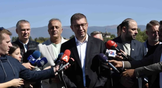 (VIDEO) Kryeministri paralajmëron ulje të çmimit të derivative të naftës