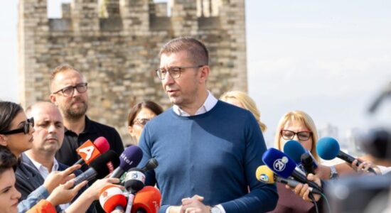 Mickoski: Sondazhet janë lajm i keq për opozitën, shpifjet, fyerjet dhe trillimet nuk kalojnë