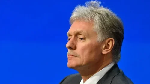 Peskov konfirmon se SHBA-ja vazhdon përpjekjet për paqe, thotë se Moska i vlerëson ato