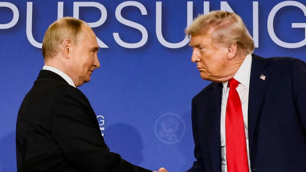 Trumpi mund ta detyrojë Ukrainën të bëjë lëshime ndaj Rusisë para dhjetorit
