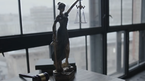 (VIDEO) Mbi 134 mijë lëndë të pazgjidhura në gjykatat e RMV-së