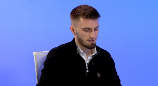 Për çfarë protestojnë studentët në Shqipëri? Përgjigjet aktivisti Hamza Nuhiu