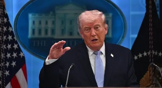 Trump pezullon tarifat dhe shumë sanksione sipas ligjit të ri për sanksionet ndaj Rusisë