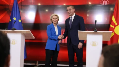 (VIDEO) Mickoski i pakënaqur nga mesazhi i Von der Leyen për ndryshimet kushtetuese